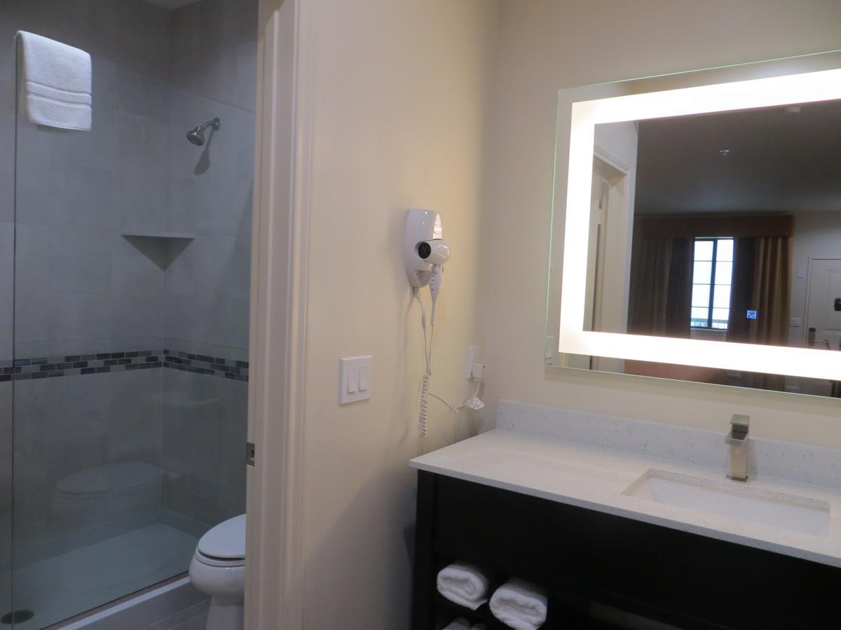 Scottish Inn And Suites Katy Kültér fotó